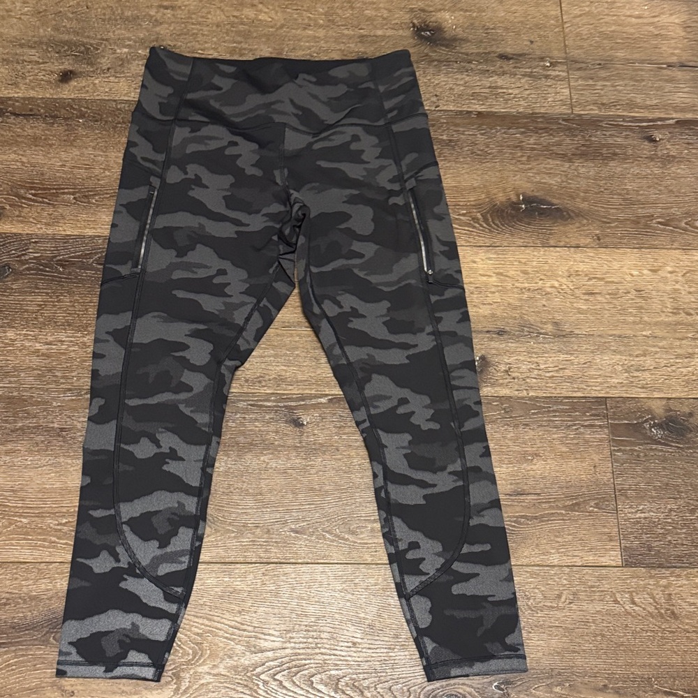 Athleta camo leggings 1X